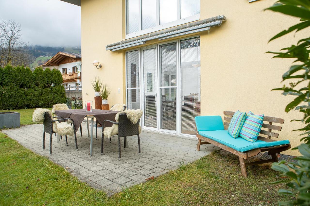 Zillertal Appartements Fuegen Exterior photo