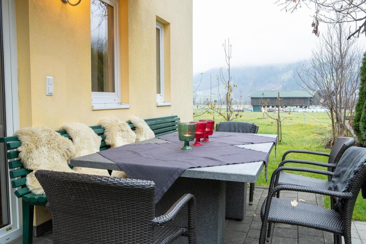 Zillertal Appartements Fuegen Exterior photo